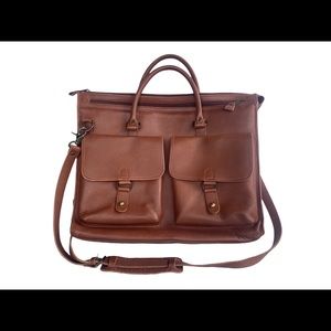 Eddie Bauer large Brown Leather Messenger bag Briefcase